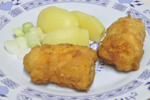 Jak uvařit kuřecí závitky s houbovo - petrželkovou nádivkou ? Snadné recept, připravený za 30 - 45 minut